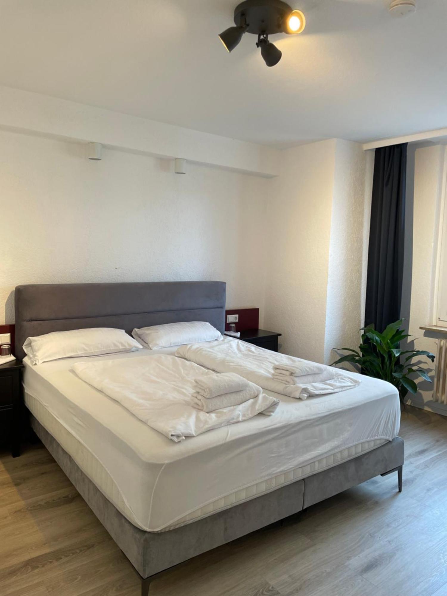 24-7 Stadthotel Штутгарт Екстер'єр фото